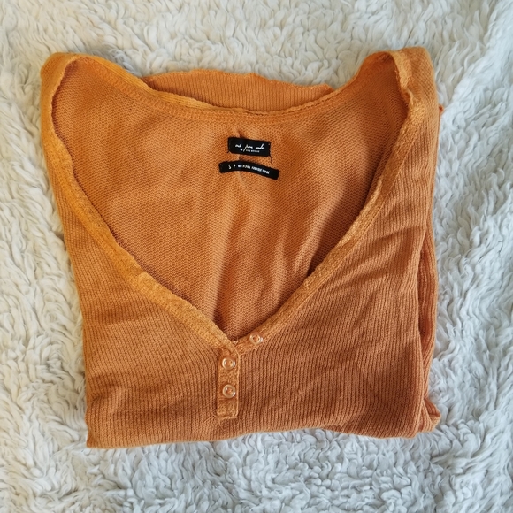 💚Orange thin knit top - Picture 8 of 9